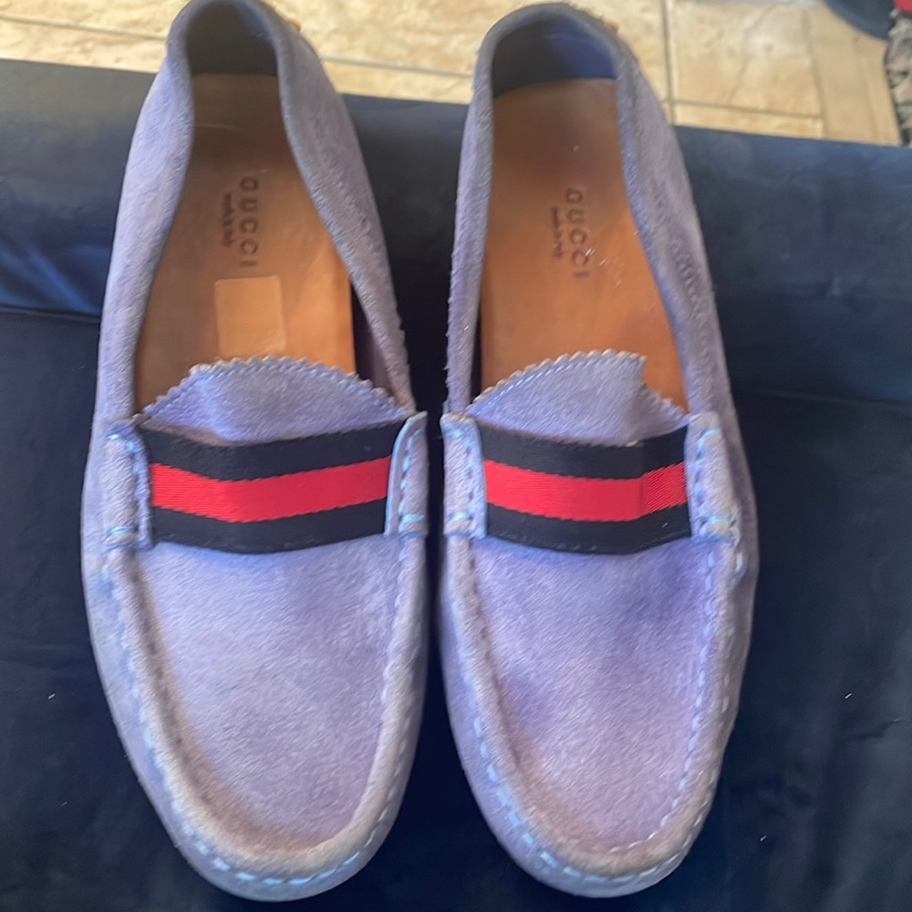 7/10 condition blue Gucci loafers